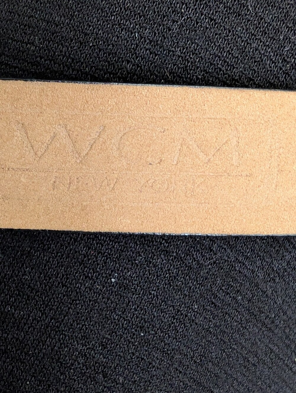 NWOT WCM Quiet Luxury! Genuine Calfskin Leather Belt - Picture 5 of 5